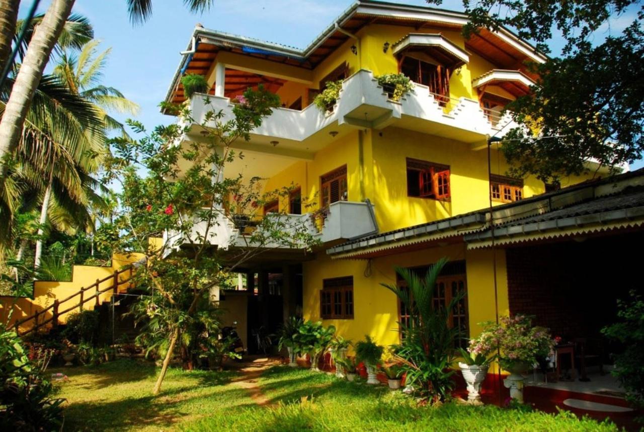 Yellowappartments Hikkaduwa Bagian luar foto