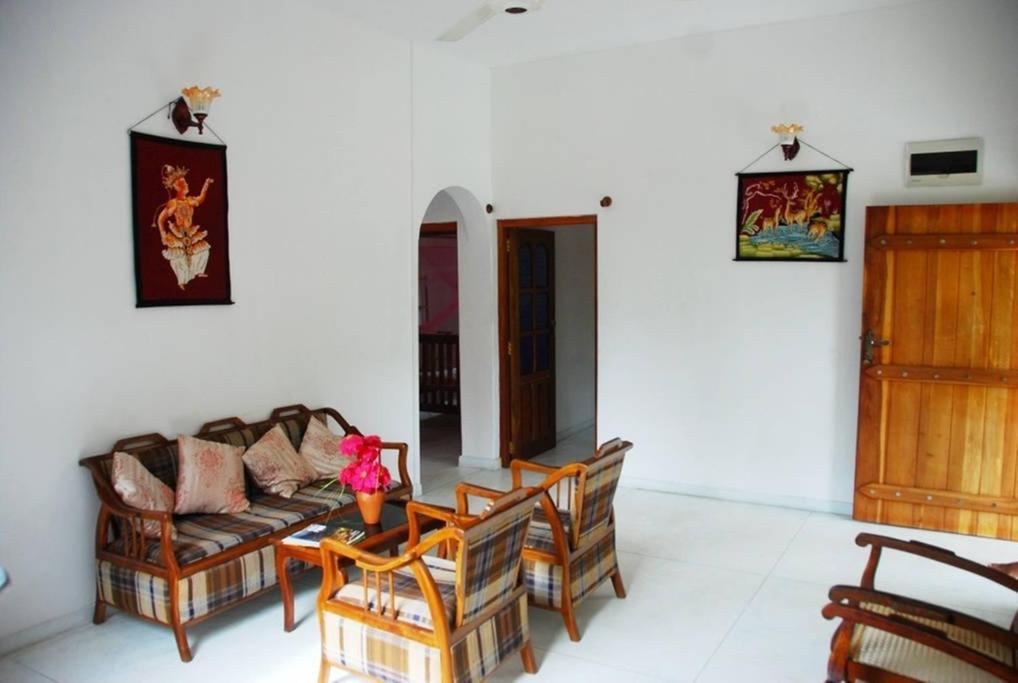 Yellowappartments Hikkaduwa Bagian luar foto