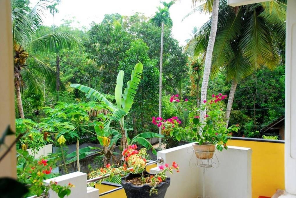 Yellowappartments Hikkaduwa Bagian luar foto